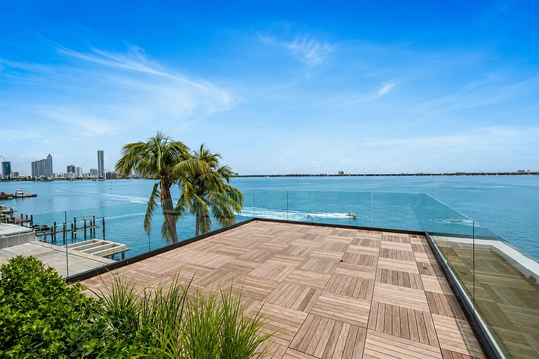 Mia017 - Propriété au bord de la baie à Miami Beach