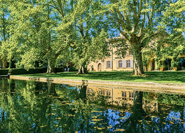 Pro006 - Beautiful Castle in Provence