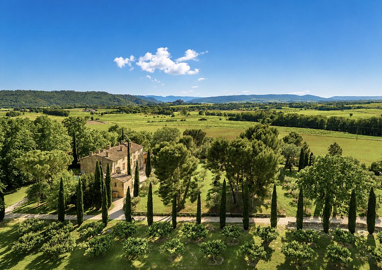 Pro006 - Hermoso castillo en Provenza