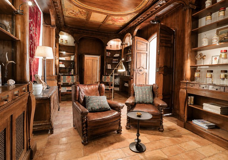 Pro006 - Hermoso castillo en Provenza