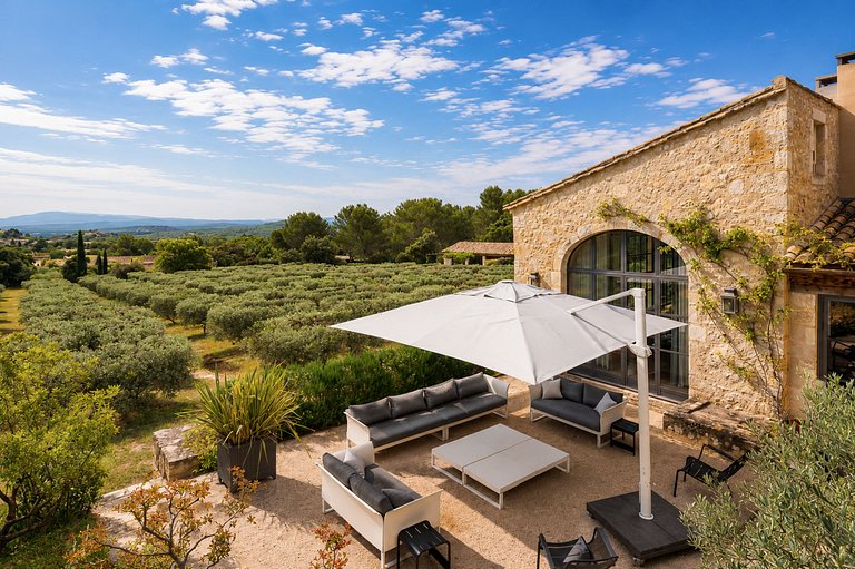 Pro005 - Propriedade provençal em Eyagalières