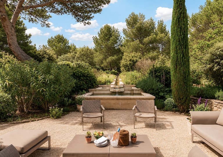 Pro005 - Propriedade provençal em Eyagalières