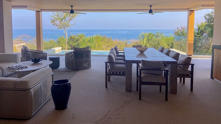 Ptm042 - Elegante Villa con Vista al Mar en Kupuri Beach
