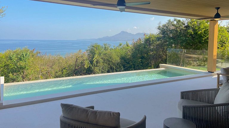 Ptm042 - Elegant Oceanview Villa at Kupuri Beach