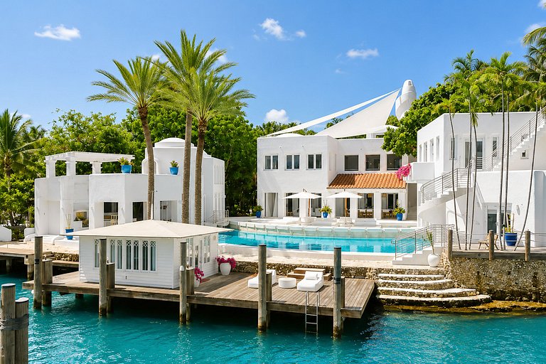Mia009 - Mykonos-Style Waterfront Estate in Miami
