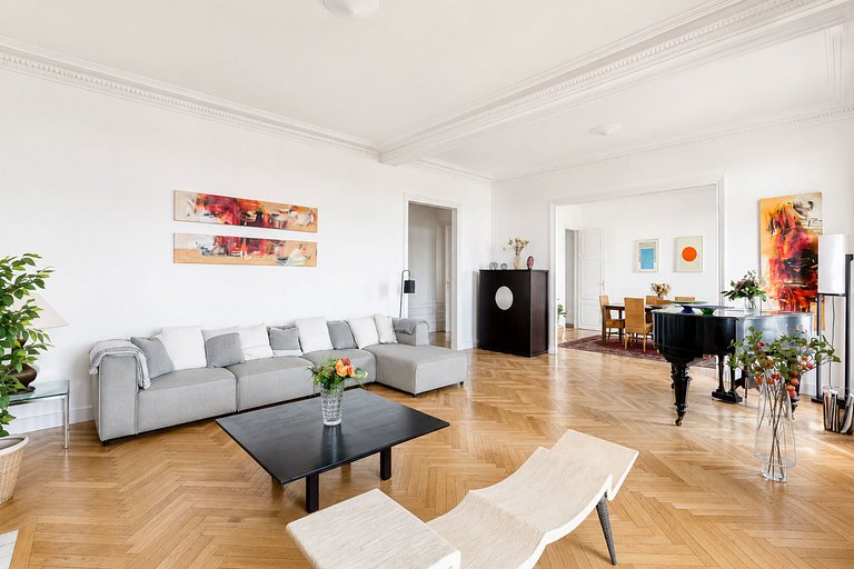 Par065 - 3 bedroom apartment in Paris 16