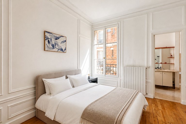 Par065 - 3 bedroom apartment in Paris 16