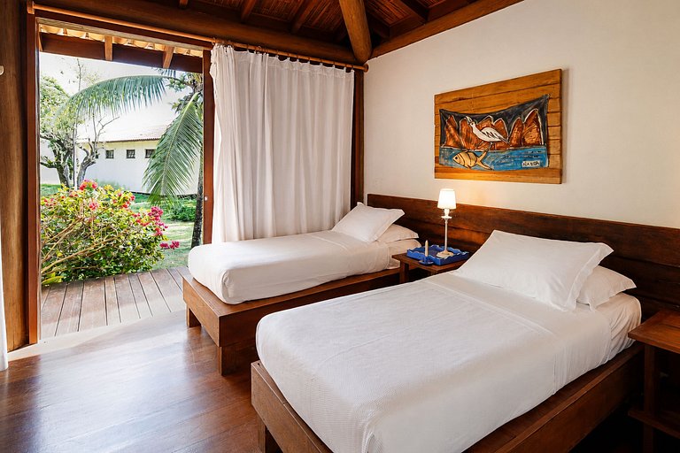 Bah160 - Idyllic holiday home with pool in Itacaré