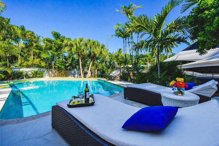 Mia019 - Modern Waterfront House in Fort Lauderdale