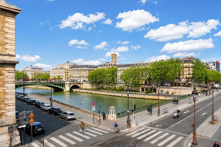 Par130 – Vistas icónicas desde Île de la Cité