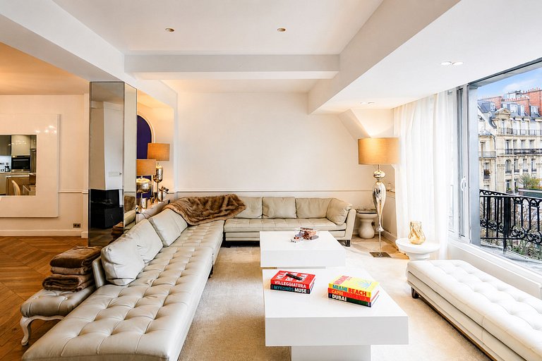 Par114 - Amazing 4 bedroom apartment