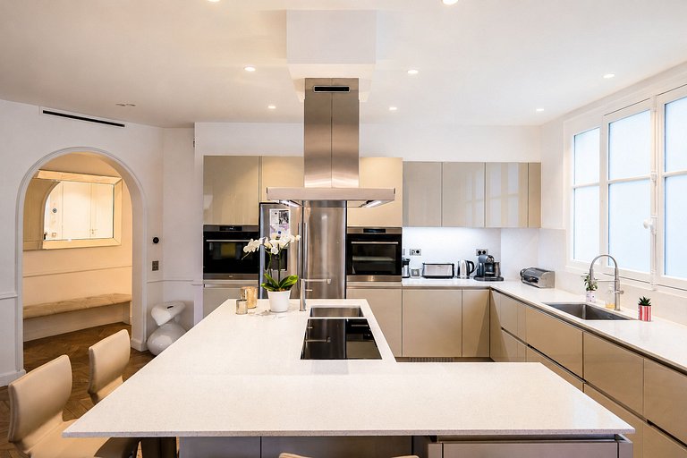 Par114 - Amazing 4 bedroom apartment