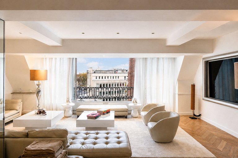 Par114 - Amazing 4 bedroom apartment