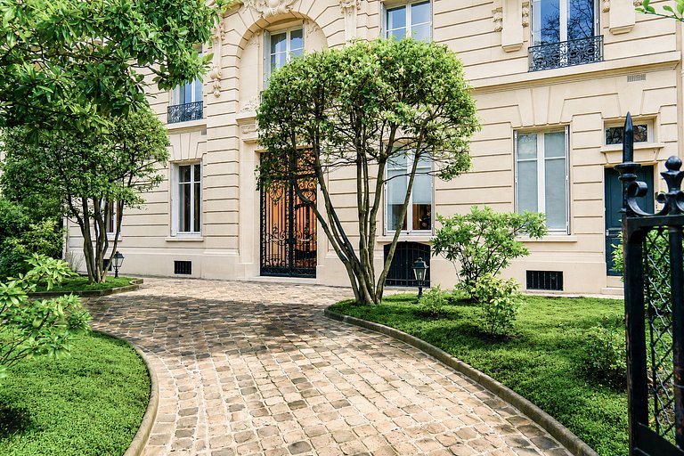 Par114 - Amazing 4 bedroom apartment