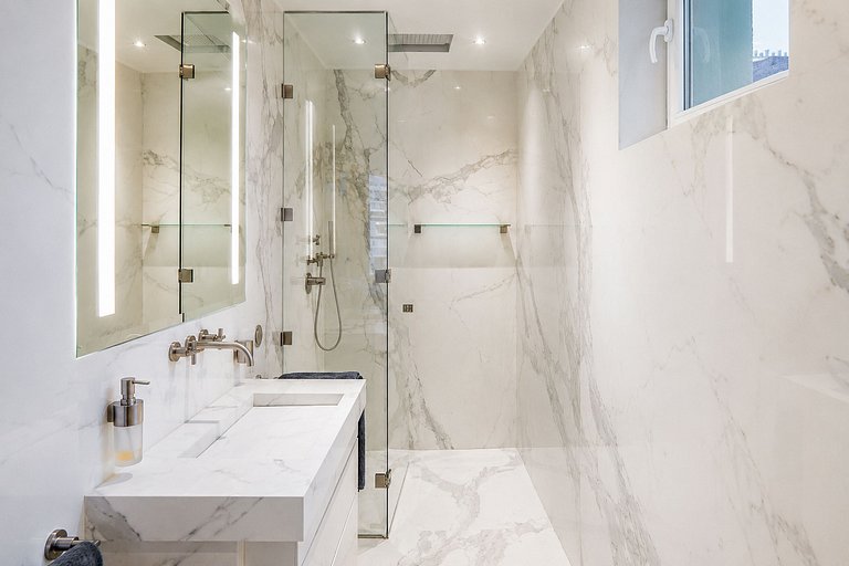 Par114 - Amazing 4 bedroom apartment
