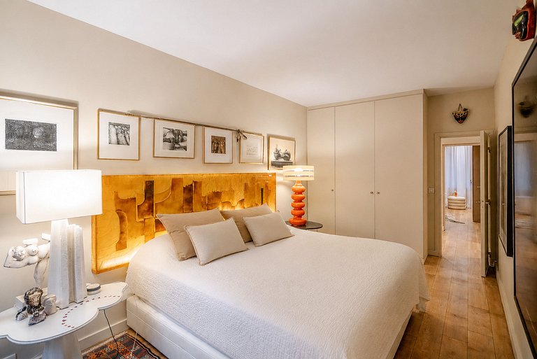 Par069 - Apartment with garden in Saint Germain