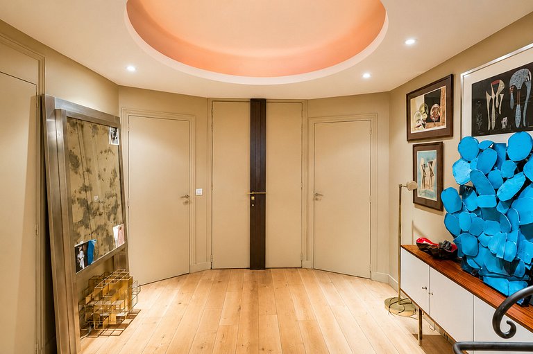 Par069 - Apartamento com jardim em Saint Germain