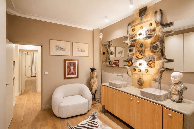 Par069 - Apartamento com jardim em Saint Germain