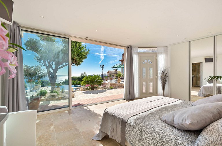 Azu006 - Luxury Villa above Eze-Sur-Mer, French Riviera