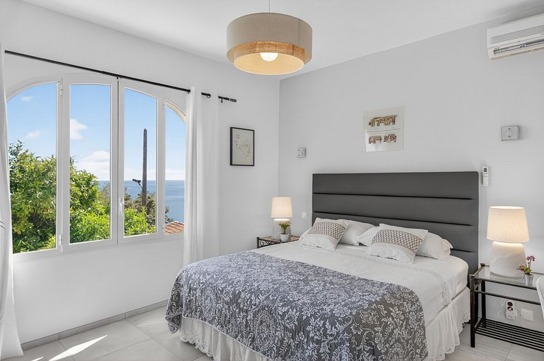 Azu006 - Villa de luxe au-dessus d'Eze-Sur-Mer, Côte d'Azur