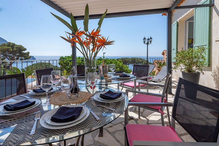 Azu006 - Villa de luxe au-dessus d'Eze-Sur-Mer, Côte d'Azur