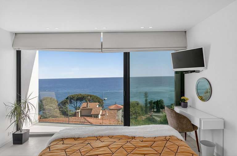 Azu005 - Villa overlooking the bay of Eze, French Riviera