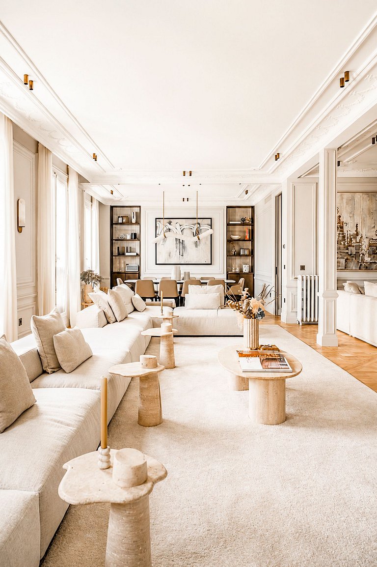 Par029 - Apartamento no Triângulo Dourado de Paris