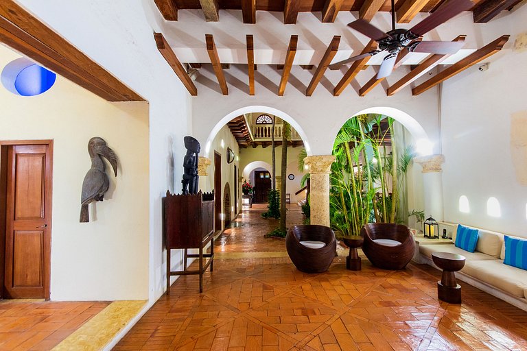 Car050 - Casa colonial de luxo no Centro Histórico