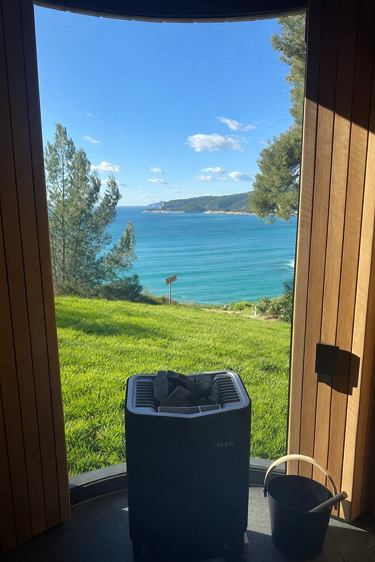 Azu004 - Prestigious Villa in Cassis