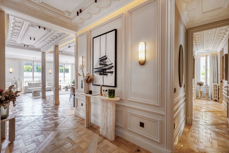 Par029 - Appartement dans le Triangle d'Or