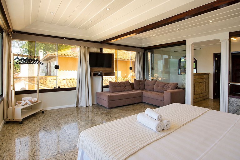 Buz013 - Beautiful sea front house in Búzios