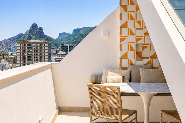 Penthouse in Ipanema, luxury apartment Rio, General Osorio,