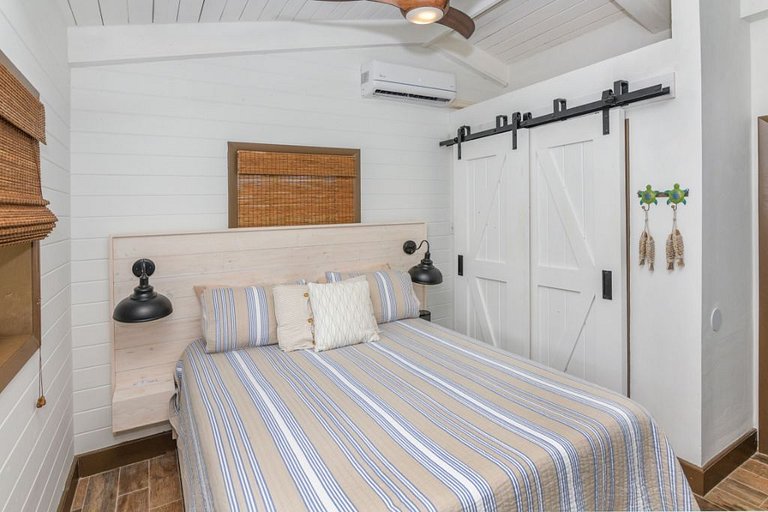 Bhs015 - Beachfront villa with private pool in Great Exuma