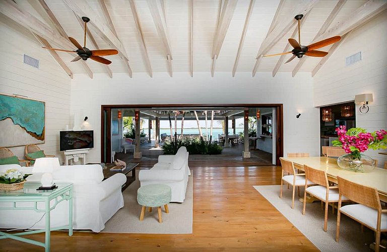 Bhs019 - Villa à beira-mar com piscina em Great Exuma