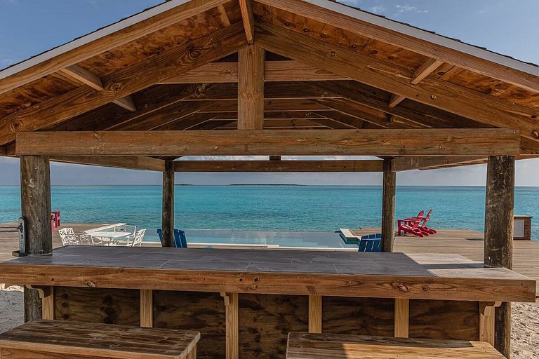 Bhs023 - Beachfront house with private pool in Exuma