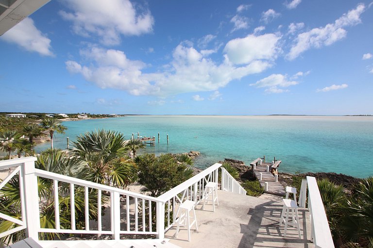 Bhs024 - Villa frente al mar con muelle privado en Exuma