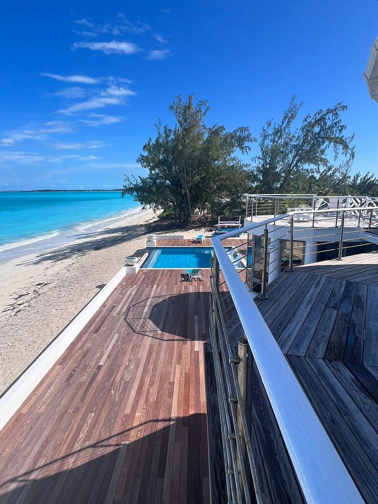 Bhs025 - Beachfront villa with ocean views in Exuma