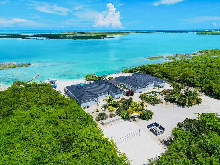 Bhs030 - Villa de luxe en bord de mer avec quai à Exuma