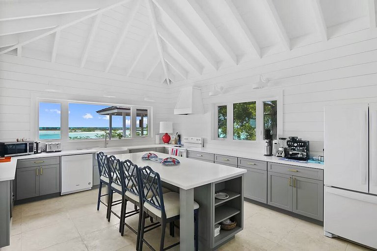 Bhs014 - Waterfront villa with private dock in Exuma