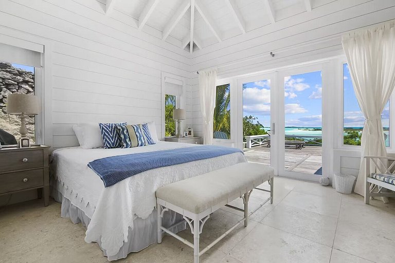 Bhs014 - Waterfront villa with private dock in Exuma