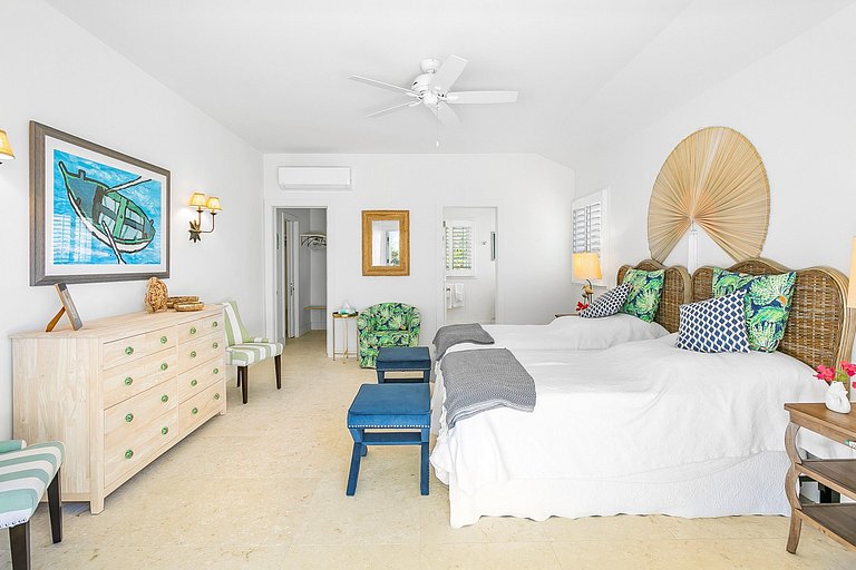 Bhs012 - Ocean view luxury villa in Exuma
