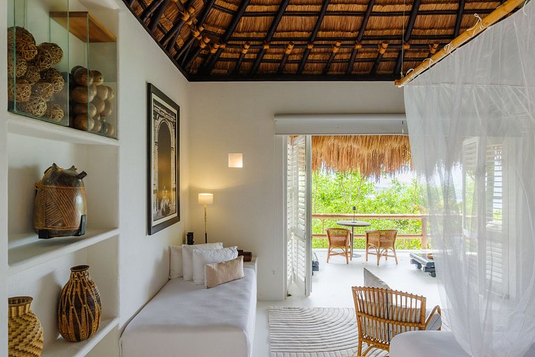 Car082 - Oceanfront villa with pools in Barú