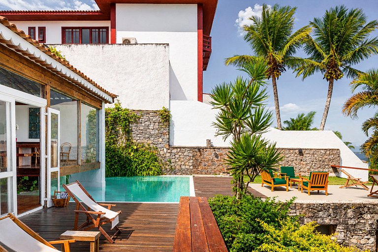 Rio014 - Beautiful villa with sea view in Joatinga