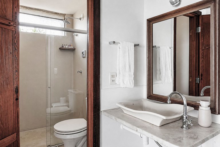 Rio014 - Beautiful villa with sea view in Joatinga