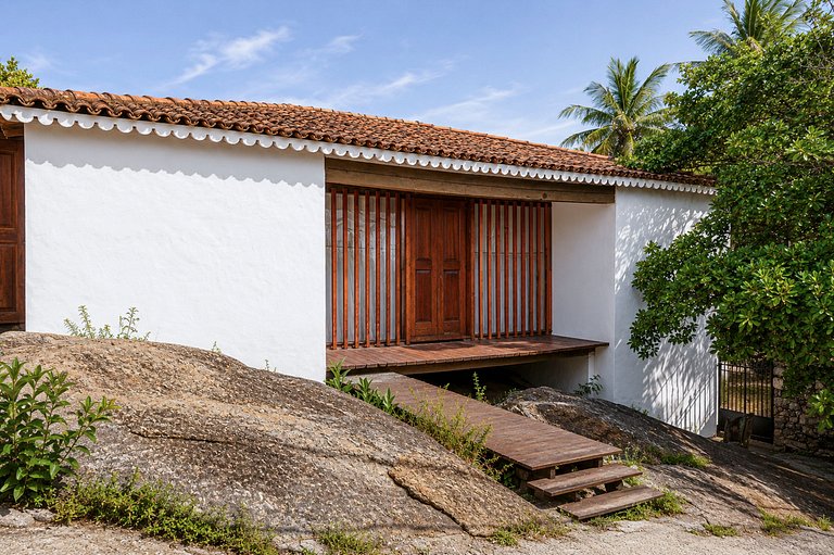 Rio014 - Beautiful villa with sea view in Joatinga