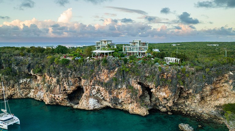 Aia006 - Two stunning villas in Little Bay