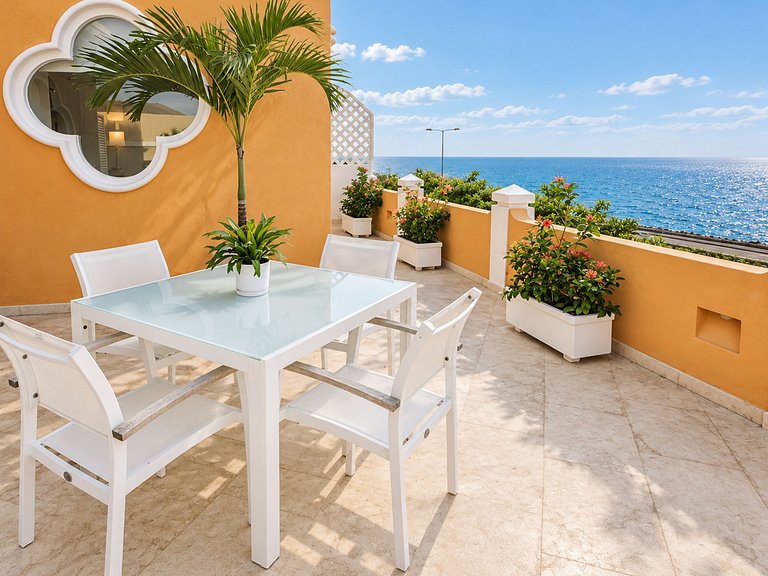 Car048 - Luxurious 4 bedroom villa with beautiful view