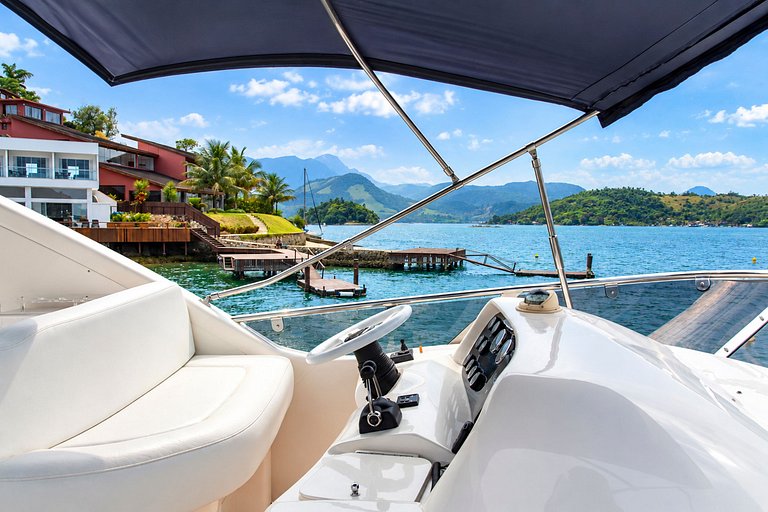 Ang007 - Villa au bord de l'eau avec accès exclusif à la pla
