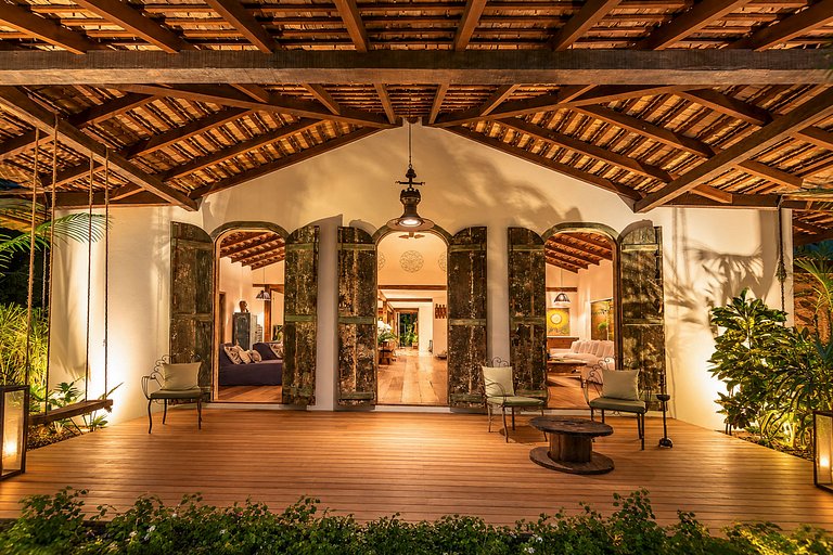 Bah131 - Tropical villa with pool in Altos de Trancoso