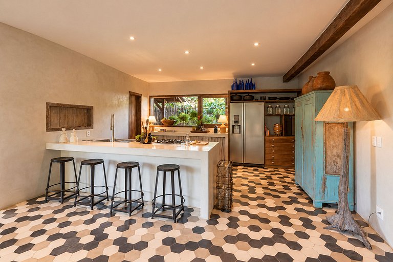 Bah131 - Tropical villa with pool in Altos de Trancoso